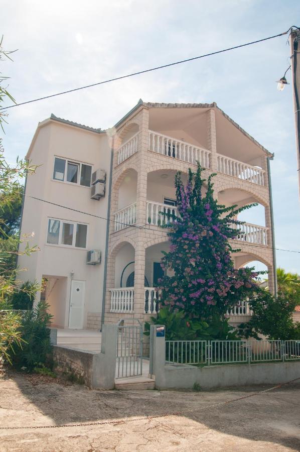 Villa Mia Трогир Экстерьер фото